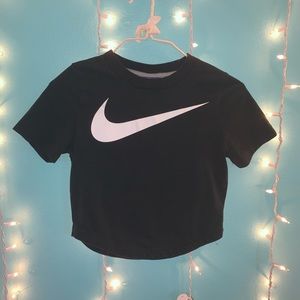 Nike Crop Top